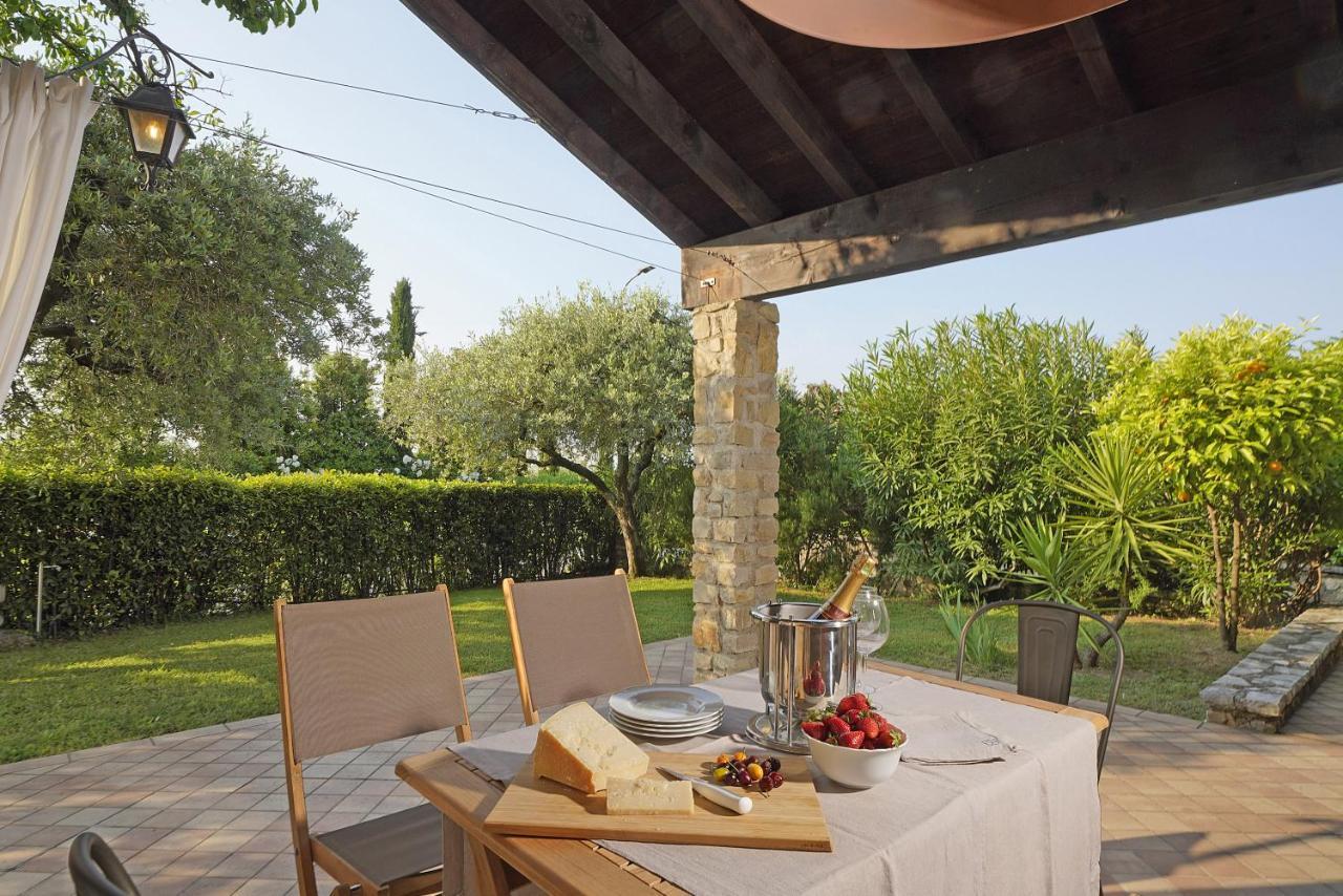 Villa Bouganville Toscolano Maderno Exterior foto