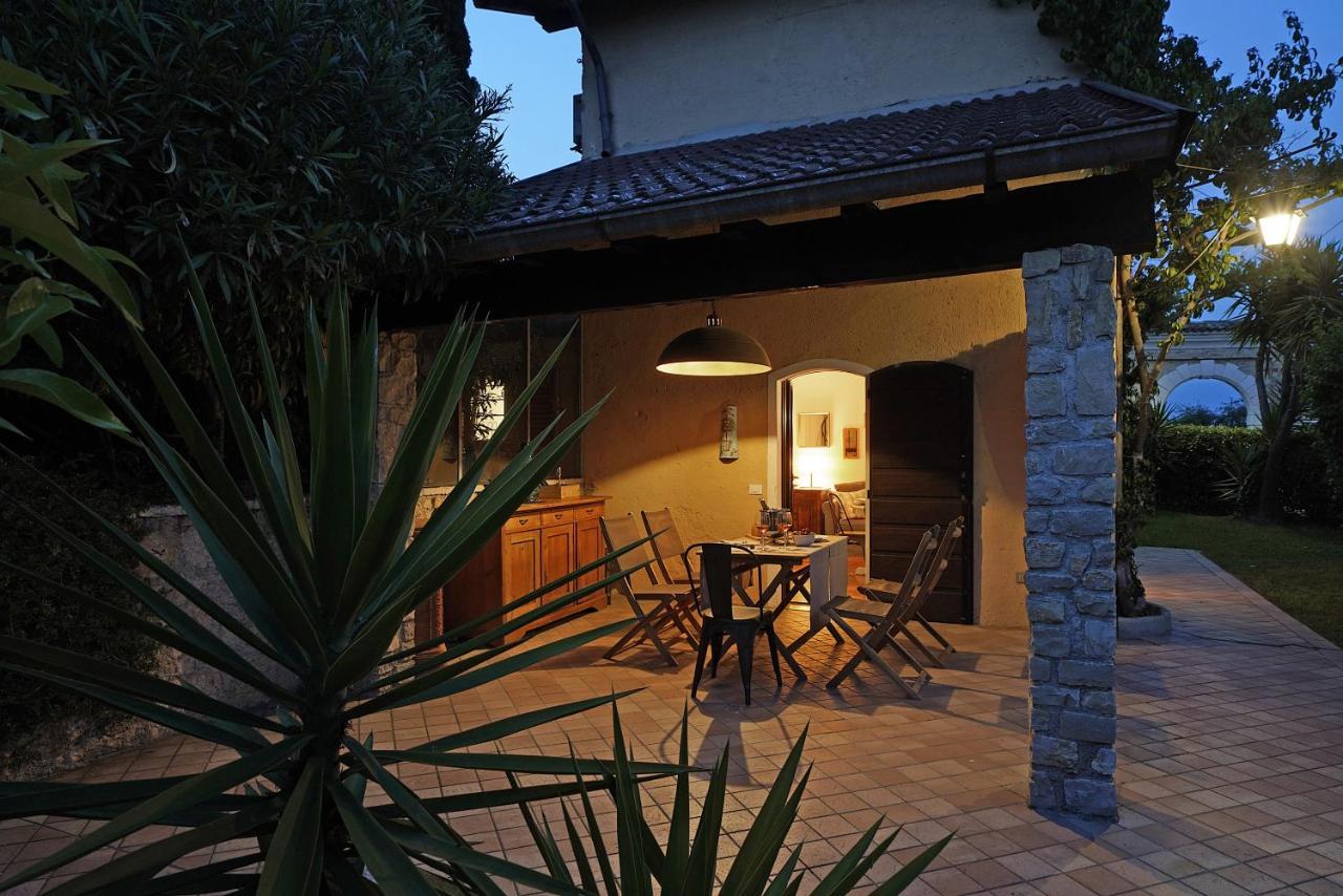 Villa Bouganville Toscolano Maderno Exterior foto